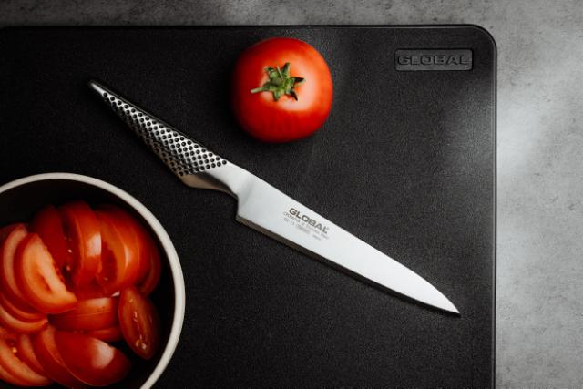 Universalkniv 15 cm takket