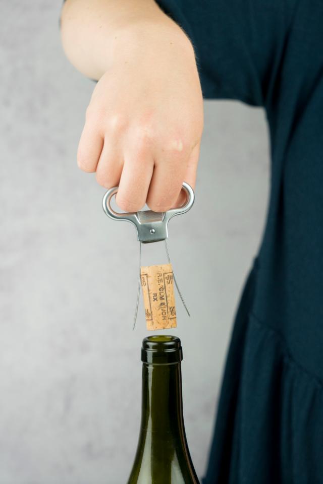 Vinåbner med blad